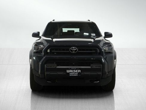 Used 2025 Toyota 4Runner SR5 image 8