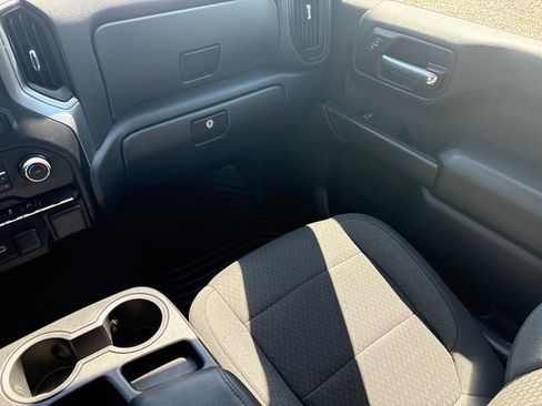 Used 2022 Chevrolet Silverado 1500 Custom AWD/4WD image 22
