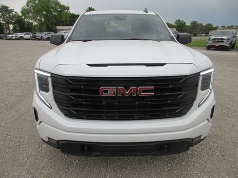 New 2026 GMC Sierra 1500 Elevation AWD/4WD image 12