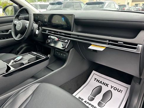 New 2026 Hyundai Tucson Limited image 16