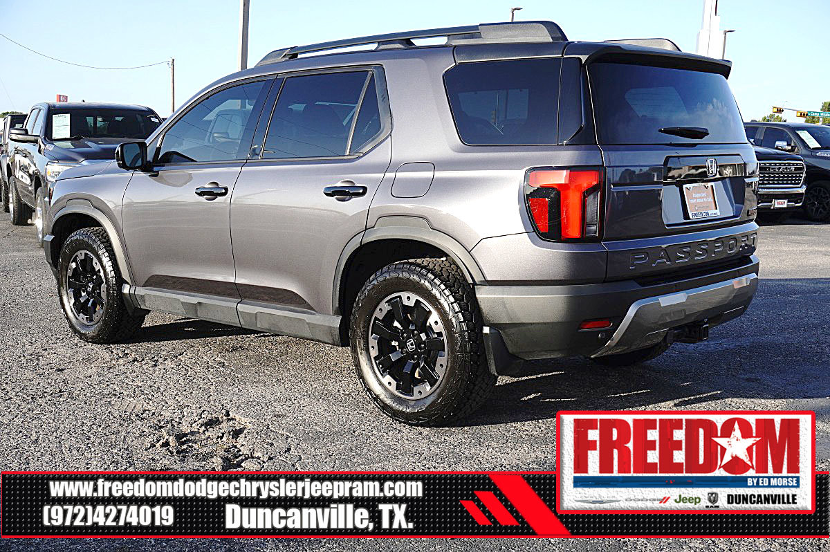Used 2026 Honda Passport TrailSport Elite image 3