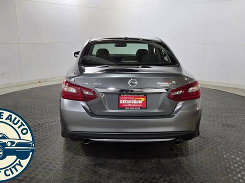 Used 2018 Nissan Altima 2.5 SL FWD image 6