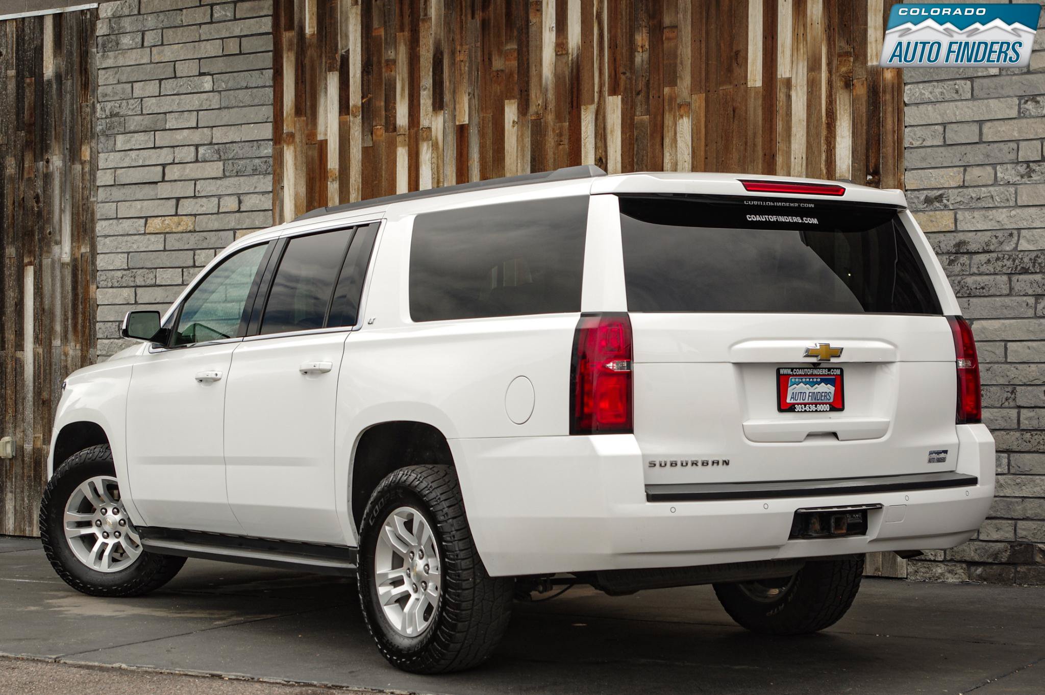 Used 2017 Chevrolet Suburban LT AWD/4WD image 4