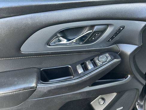 Used 2020 Chevrolet Traverse Premier w/ Redline Edition image 18