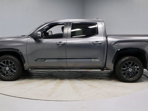 Used 2024 Toyota Tundra Platinum AWD/4WD image 9