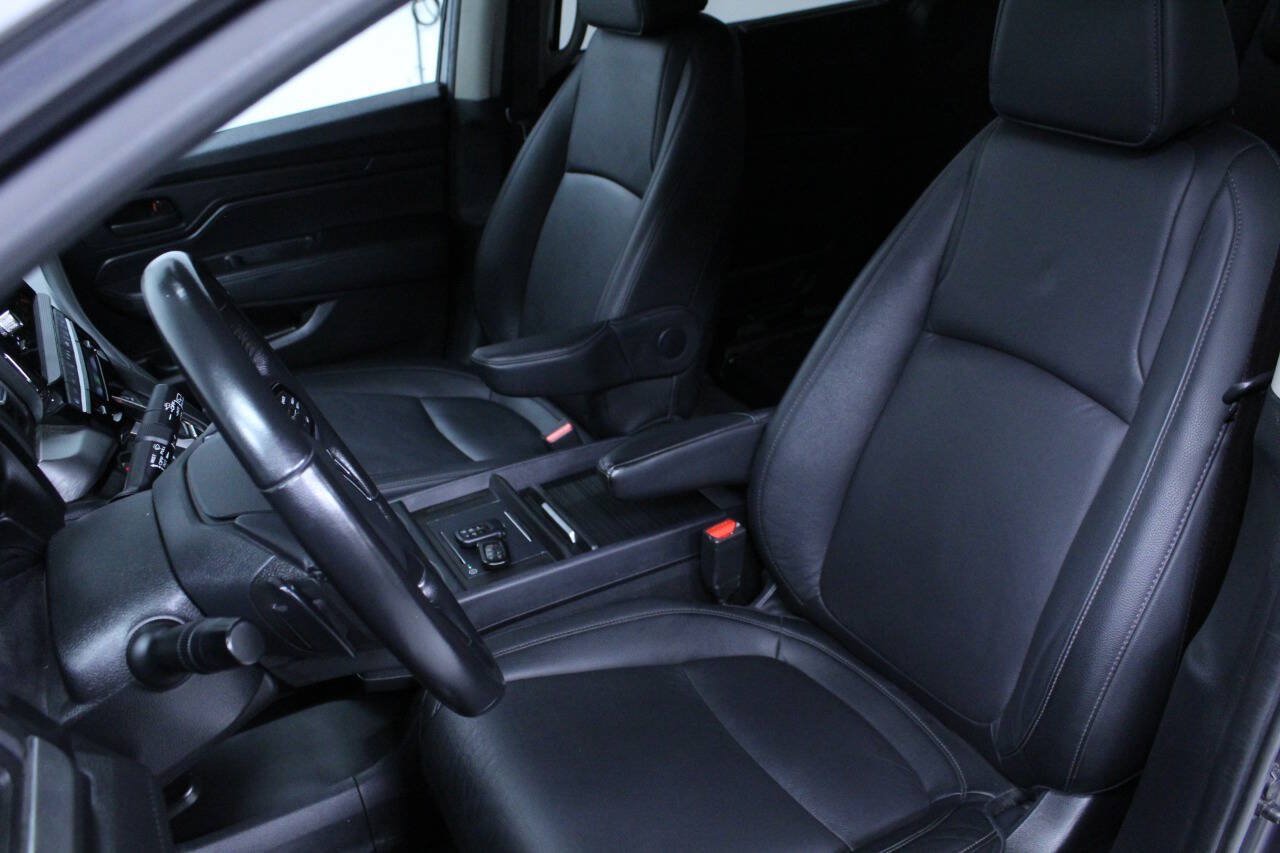 Used 2025 Honda Odyssey EX-L image 15