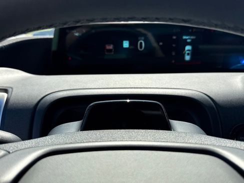 New 2025 Ford Expedition Active image 19