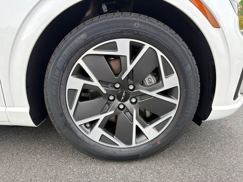 New 2026 Genesis GV60 RWD image 12