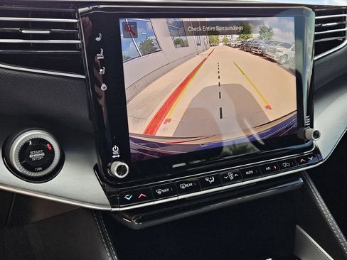 New 2026 Jeep Grand Wagoneer L Limited AWD/4WD image 20
