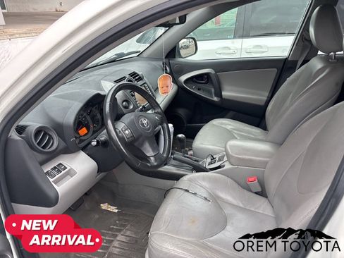 Used 2011 Toyota RAV4 Limited image 5