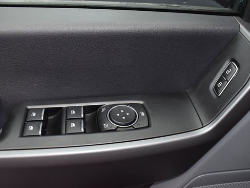 Used 2025 Ford F250 XLT image 14