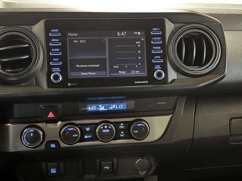 Used 2022 Toyota Tacoma SR AWD/4WD image 22