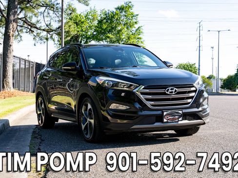 Used 2016 Hyundai Tucson Limited w/ Option Group 03 FWD image 3