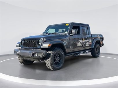 Used 2024 Jeep Gladiator Sport