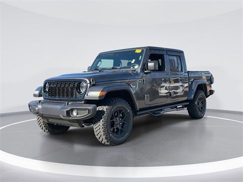 Used 2024 Jeep Gladiator Sport image 1