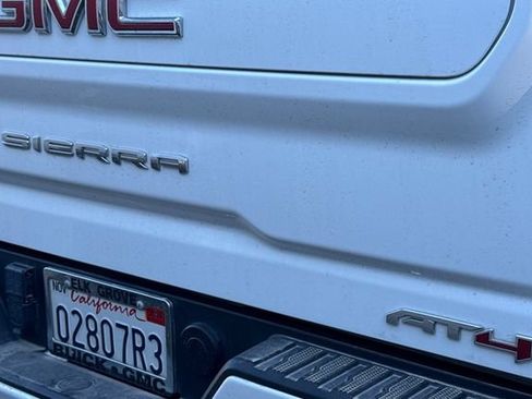 Used 2023 GMC Sierra 2500 AT4 w/ AT4 Premium Plus Package AWD/4WD image 7