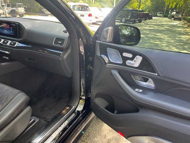 Used 2025 Mercedes-Benz Maybach GLS 600 4MATIC image 10