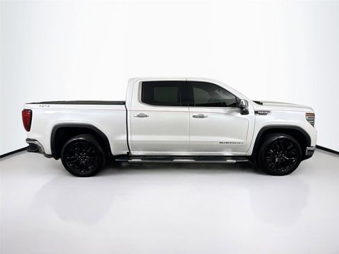 Used 2024 GMC Sierra 1500 SLT w/ SLT Premium Plus Package image 11