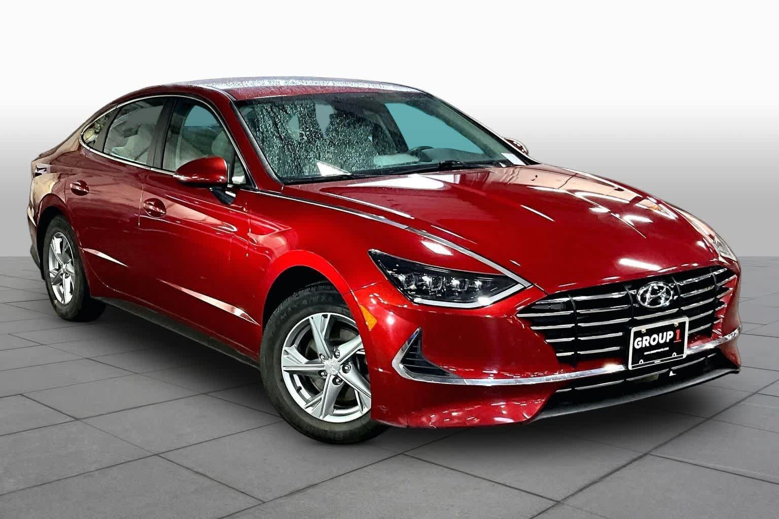 Used 2023 Hyundai Sonata SE w/ Preferred Accessory Package FWD image 3