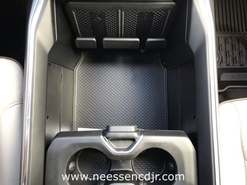 New 2026 RAM 1500 Laramie image 27