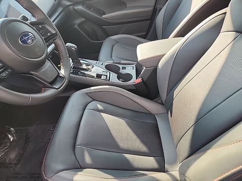 Certified 2025 Subaru Crosstrek 2.5i Limited w/ Crosstrek Mirror Package image 10