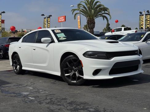 Used 2019 Dodge Charger GT RWD image 2