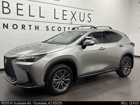 Used 2025 Lexus NX 350h AWD w/ Premium Package image 6