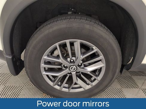 Used 2021 Nissan Rogue S AWD/4WD image 18