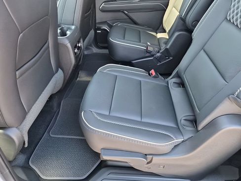 New 2026 GMC Acadia Denali FWD image 22