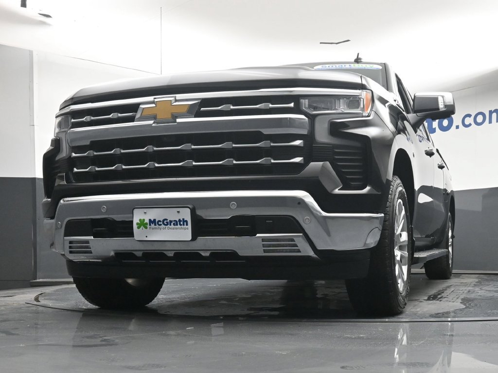 Used 2023 Chevrolet Silverado 1500 LTZ w/ Technology Package AWD/4WD image 7
