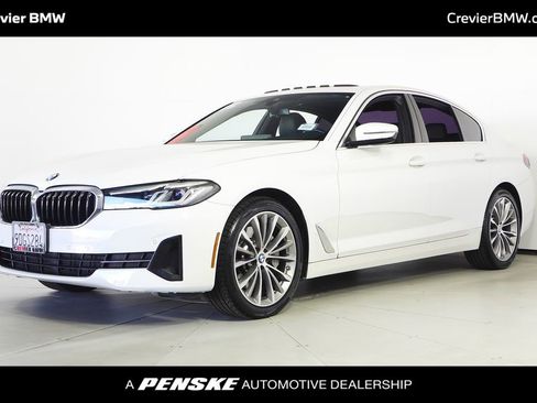 Used 2022 BMW 530i w/ Convenience Package image 1