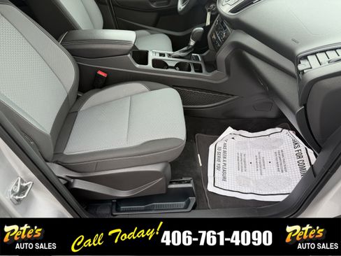 Used 2017 Ford Escape SE AWD/4WD image 16