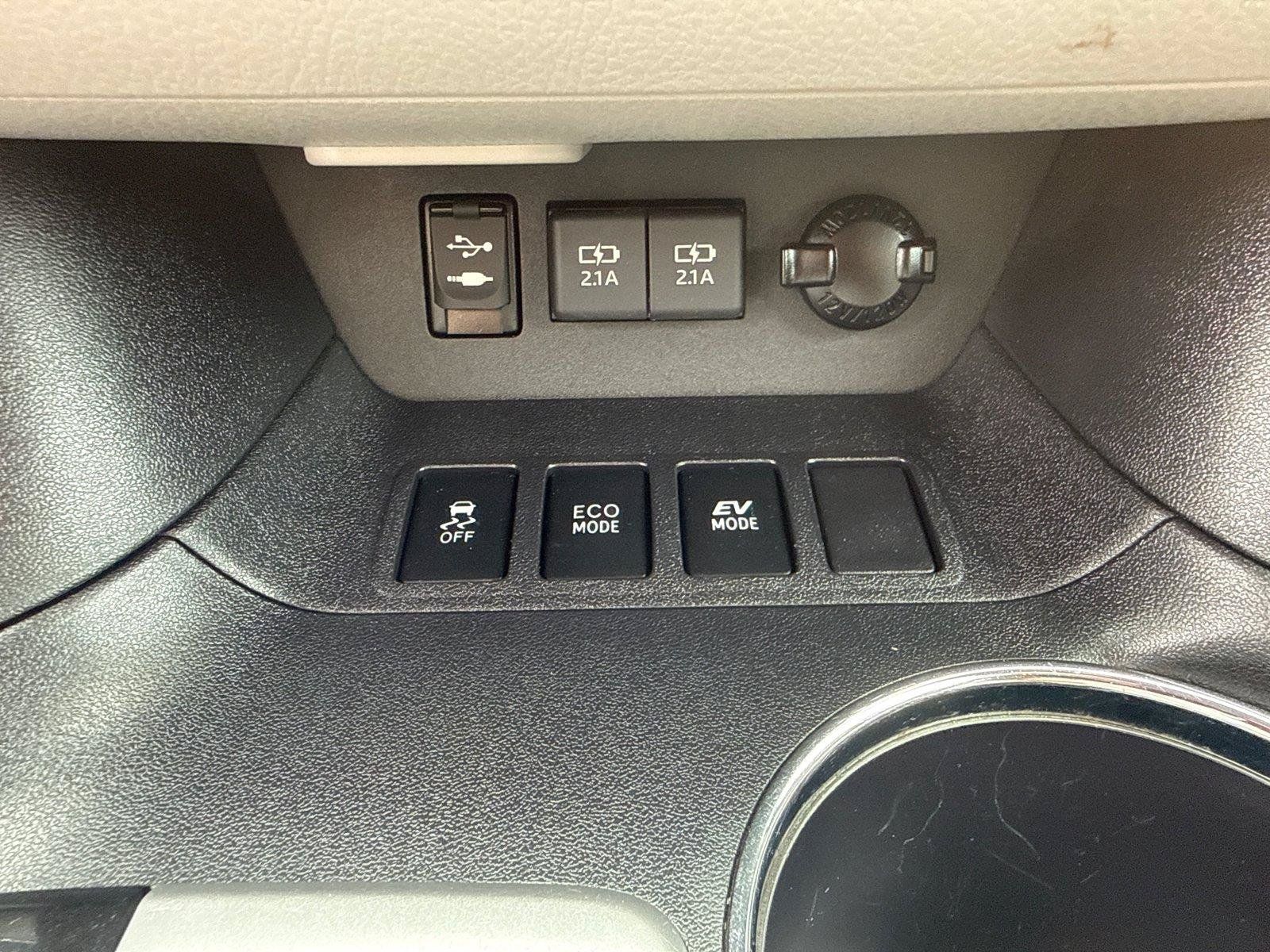 Used 2019 Toyota Highlander XLE AWD/4WD image 21