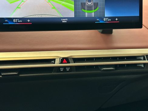 Certified 2023 BMW iX xDrive50 AWD/4WD image 25