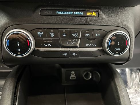 Used 2025 Ford Escape ST-Line AWD/4WD image 43
