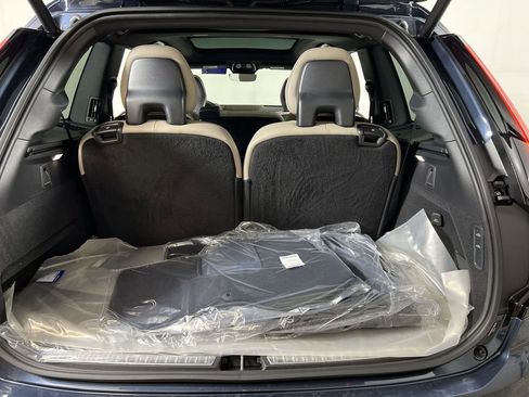 New 2026 Volvo XC90 T8 Ultra w/ Protection Package AWD/4WD image 18