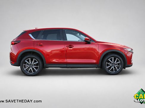 Used 2018 MAZDA CX-5 Touring w/ Preferred Equipment Package AWD/4WD image 9