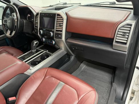 Used 2019 Ford F150 Platinum w/ Equipment Group 701A Luxury AWD/4WD image 13