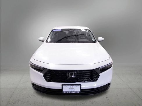 Certified 2024 Honda Accord LX image 11