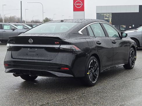 New 2026 Nissan Sentra SR image 3