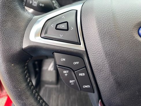 Used 2024 Ford Edge SEL w/ Convenience Package image 17