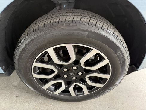 Used 2022 Ford Maverick Lariat w/ Lariat Luxury Package image 48