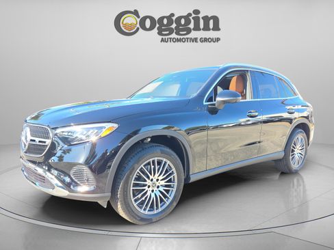 New 2026 Mercedes-Benz GLC 300 image 1