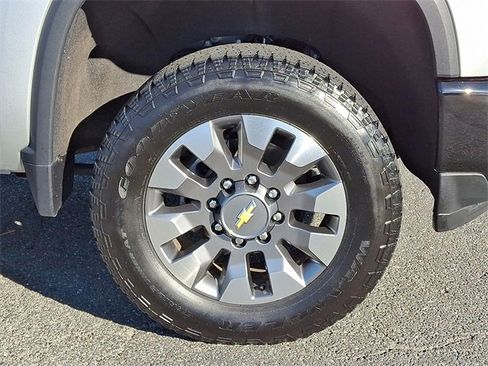Certified 2023 Chevrolet Silverado 2500 Custom w/ Custom Value Package image 8
