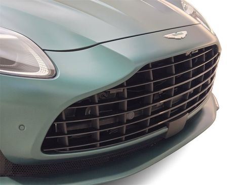Used 2024 Aston Martin DB12 Coupe image 4