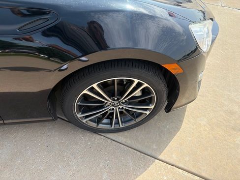Used 2013 Scion FR-S RWD image 12