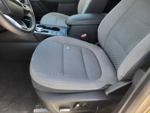 Used 2020 Ford Escape SE FWD image 46