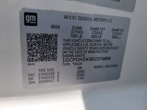 Used 2024 Chevrolet Silverado 1500 LT AWD/4WD image 32