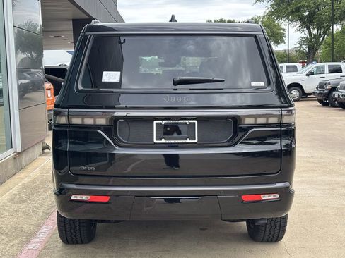 New 2026 Jeep Grand Wagoneer 4WD image 4