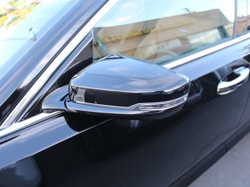 Used 2020 Cadillac CT5 Premium Luxury w/ Platinum Package AWD/4WD image 12